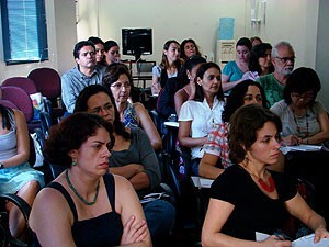 2exemplo_frances_pauta_roda_conversa_sobre_escuta_criancas02-300x225.jpg